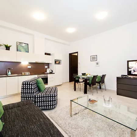 Aplend Galeria 1 Apartment