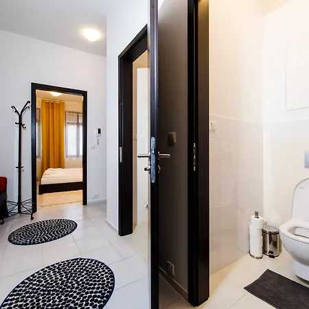 Apartment Aplend Galeria 1 *
